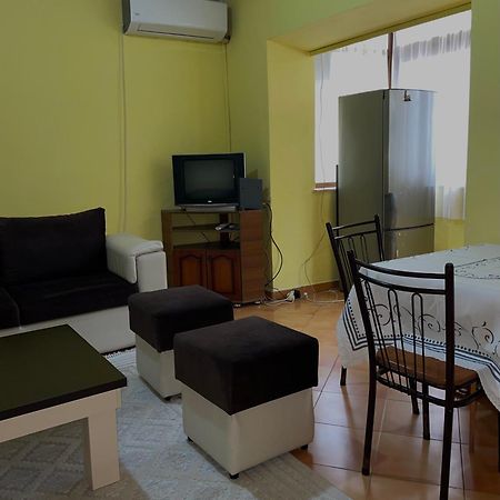 Central Apartment Shkodër Dış mekan fotoğraf